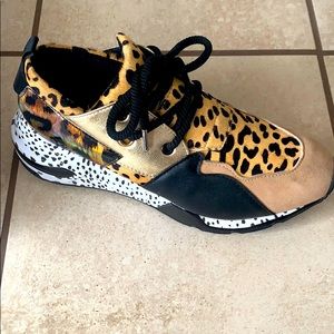Steve Madden Cliff Animal Shoes